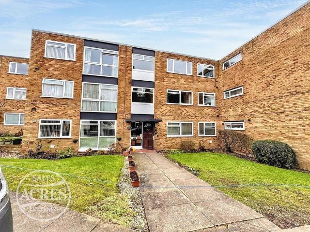 Flat for sale in West Bromwich, West Midlands