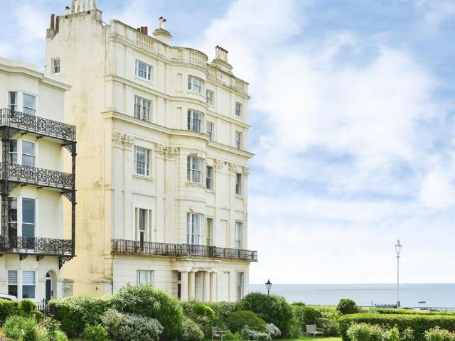 Flat for sale in Kemptown, Brighton & Hove