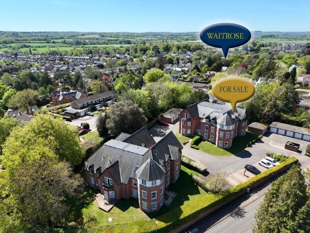 Flat for sale in St Johns, Wimborne