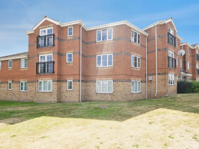 Flat for sale in Carlton, Athersley North