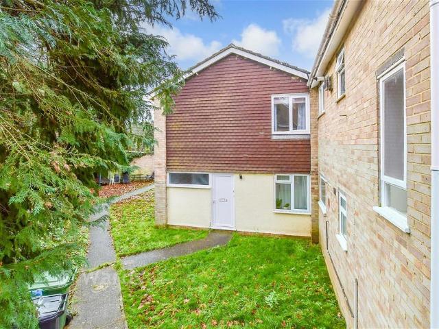 Flat for sale in Parsonage Place, Midway