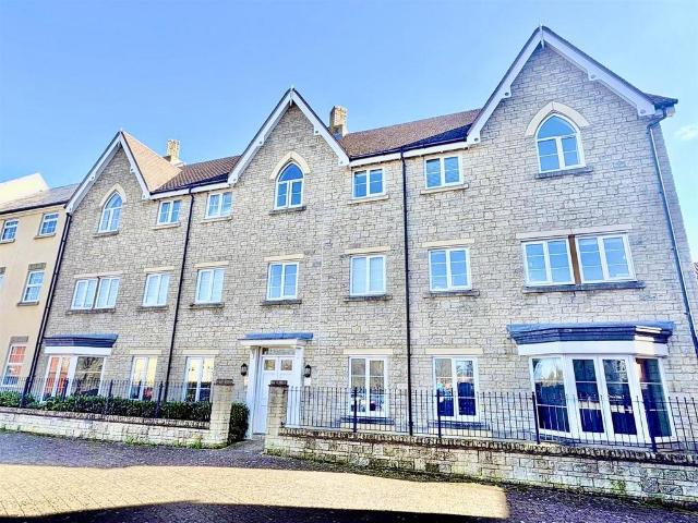 Flat for sale in Haydon End, Abbey Mead