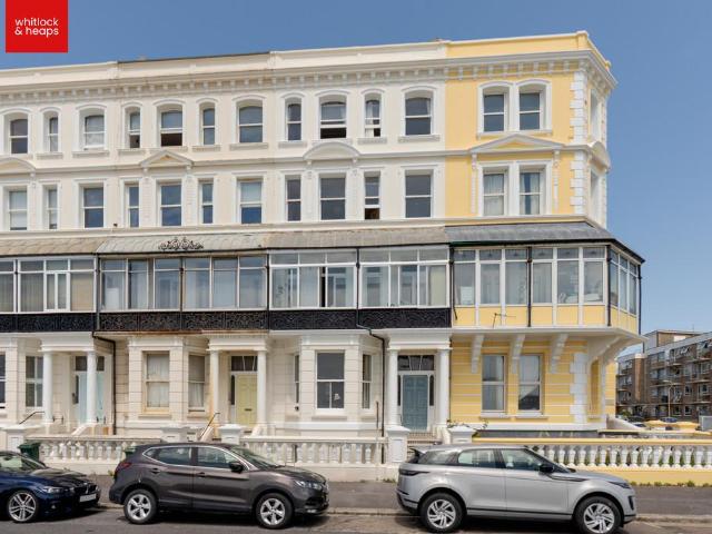 Flat for sale in Aldrington