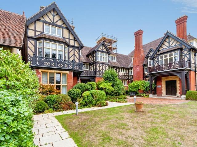 Flat for sale in Seaman's Corner, New Forest