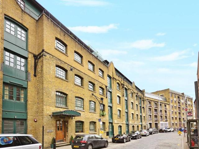 Flat for sale in Ratcliffe, Shadwell