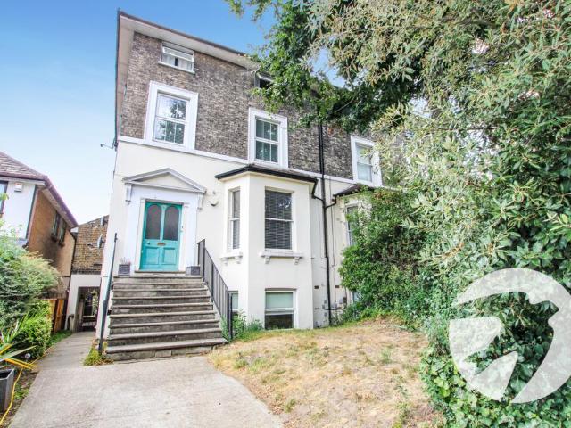 Flat for sale in Well Hall, Greater London