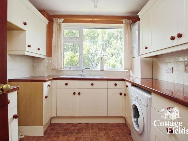 Flat for sale in High Barnet, Greater London