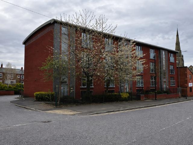 Flat for sale in Hurst, Greenheys