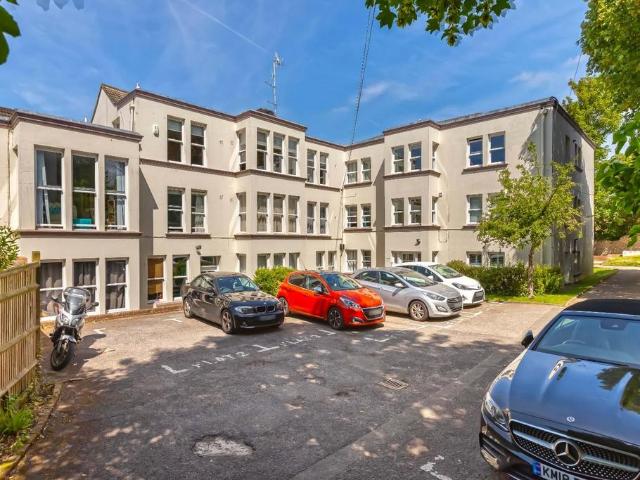 Flat for sale in Brighton & Hove
