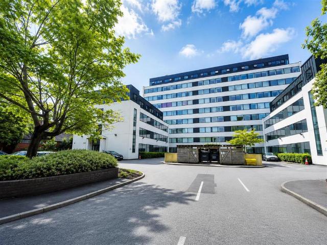 Flat for sale in Ashton upon Mersey, Trafford Park