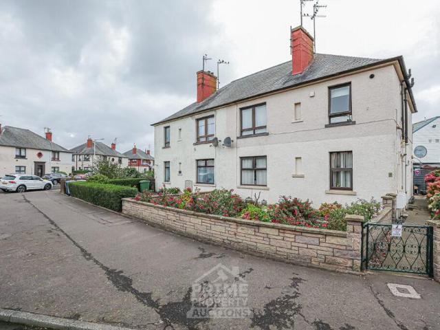 Flat for sale in Links, Montrose