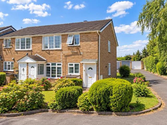 Flat for sale in Pontefract, Wakefield