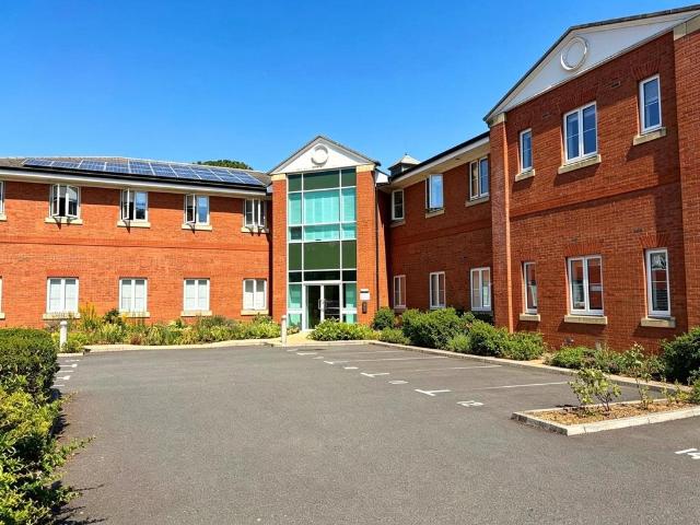 Flat for sale in Walton, Alderminster