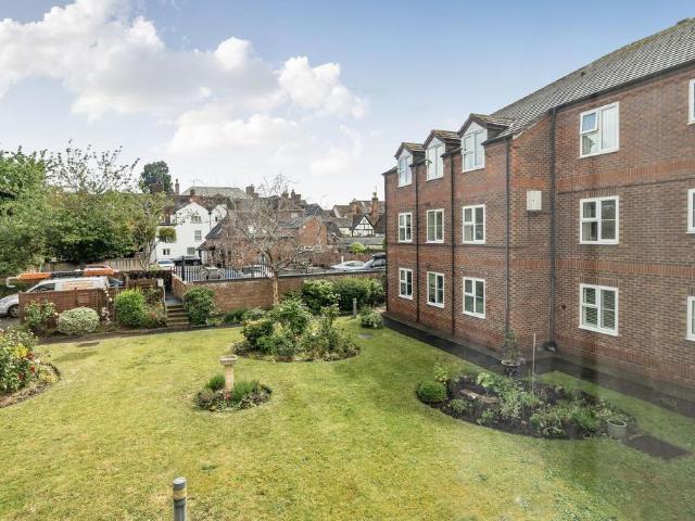 Flat for sale in Crookhill, Worcestershire