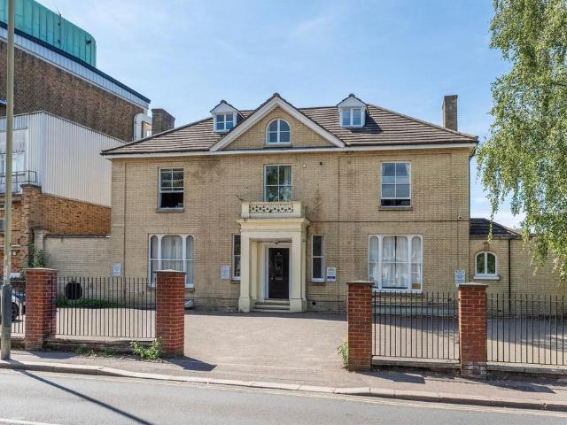 Flat for sale in East Bank, Norfolk