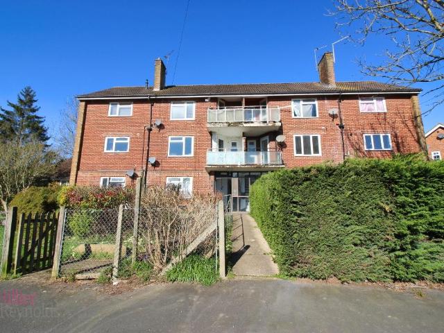 Flat for sale in Bourne Vale, Kent