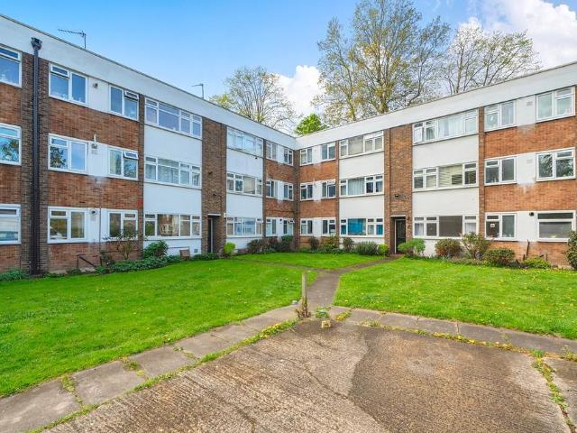 Flat for sale in Loughborough Junction, Greater London