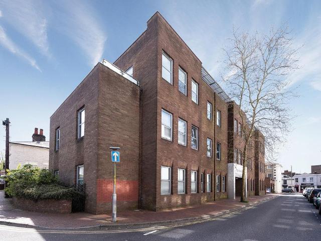 Flat for sale in St James, Sandown Park