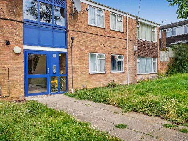 Flat for sale in Southbrook, Daventry