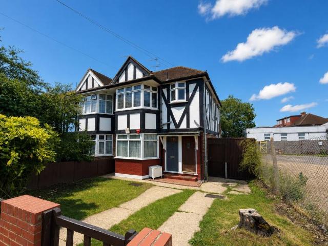 Flat for sale in Alperton, Isle Of Man