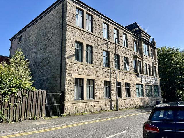 Flat for sale in Lee Bank, Greater Manchester