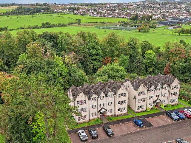 Flat for sale in Dovecothall, Barrhead