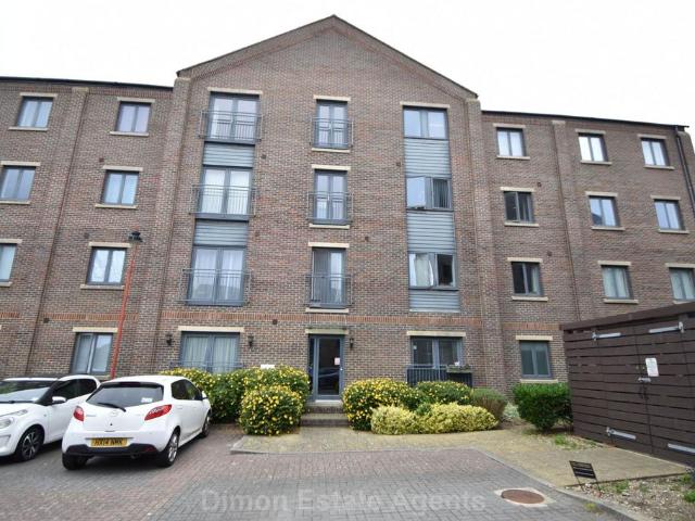 Flat for sale in Priddy's Hard, Middlecroft