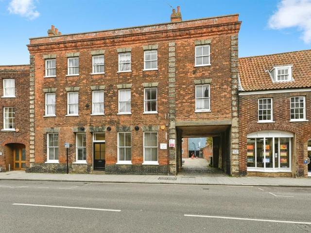 Flat for sale in South Lynn, Brookville