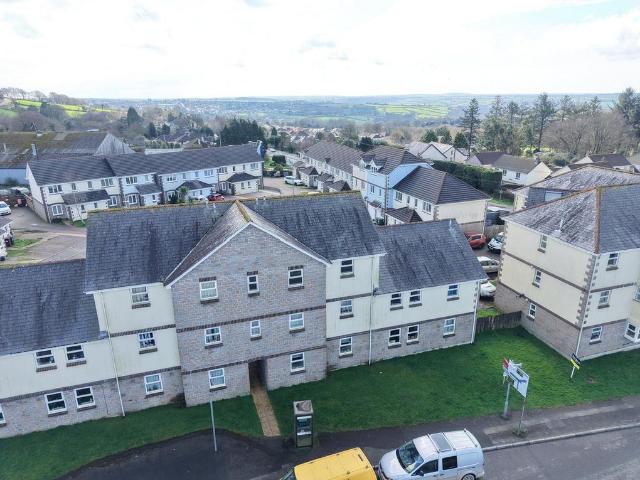 Flat for sale in Callington, Kelly Bray