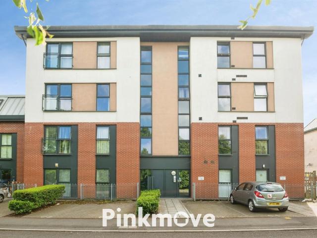 Flat for sale in Wales