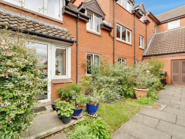 Flat for sale in Combs Ford, Bedingfield