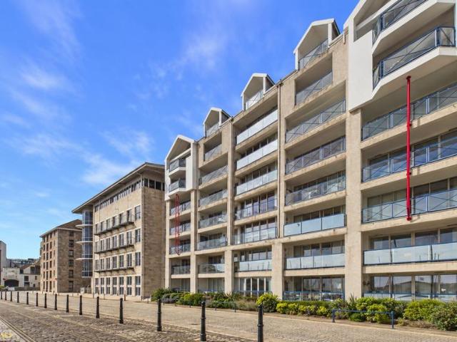 Flat for sale in Barbican, Plymouth