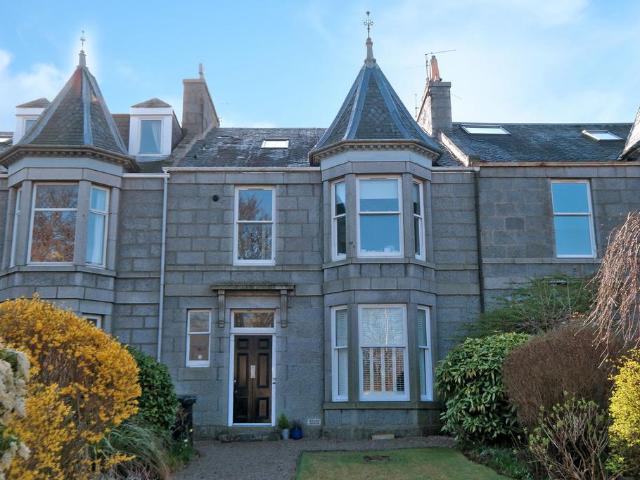 Flat for sale in Ashley, Ballindoch