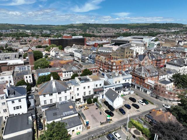 Flat for sale in Folkestone