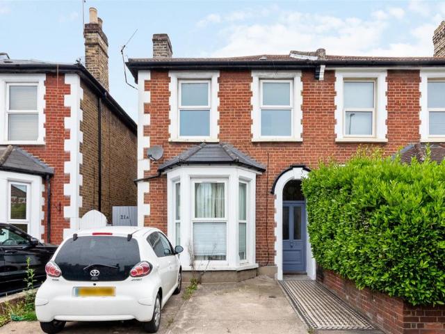 Flat for sale in London Borough of Merton, Greater London