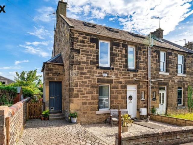 Flat for sale in Maxton, Scotland