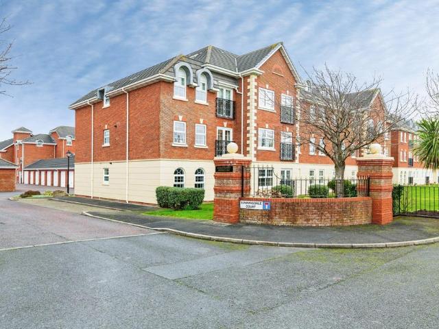 Flat for sale in St Annes, Lytham