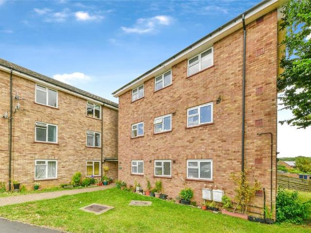 Flat for sale in Colliers End, Hertfordshire