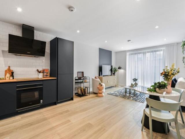 Flat for sale in Hollingdean, Brighton