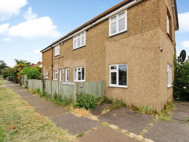 Flat for sale in Beltinge, The Bridge