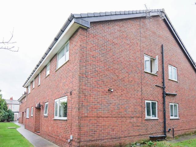 Flat for sale in Hawes Side, Blackpool
