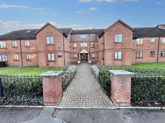 Flat for sale in Isle Of Man