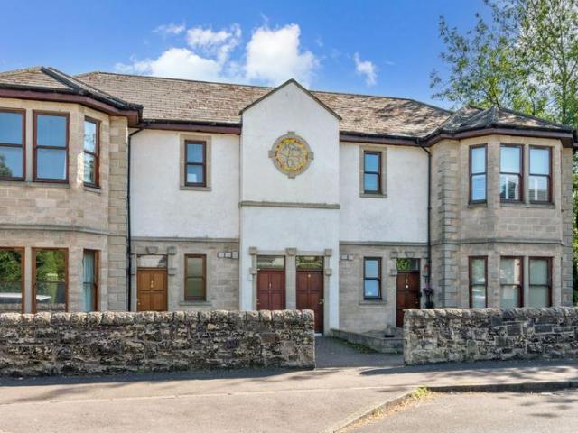 Flat for sale in Alloa, Scotland
