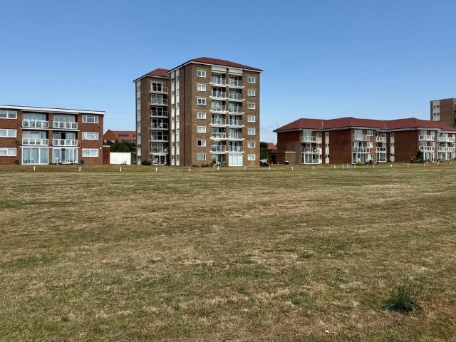 Flat for sale in Pebsham, Heathlands