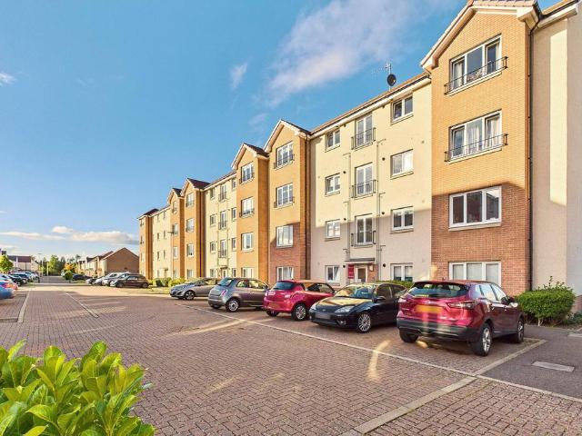 Flat for sale in Wester Broom, City of Edinburgh