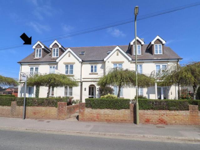 Flat for sale in Spring Vale, Hampshire