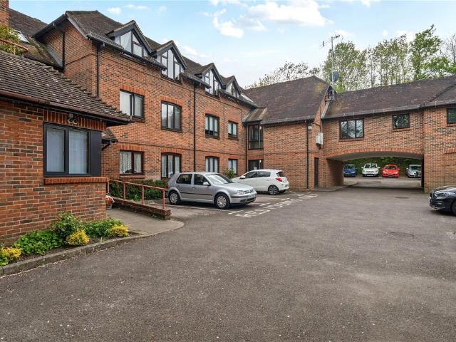 Flat for sale in Fairfield, Fole