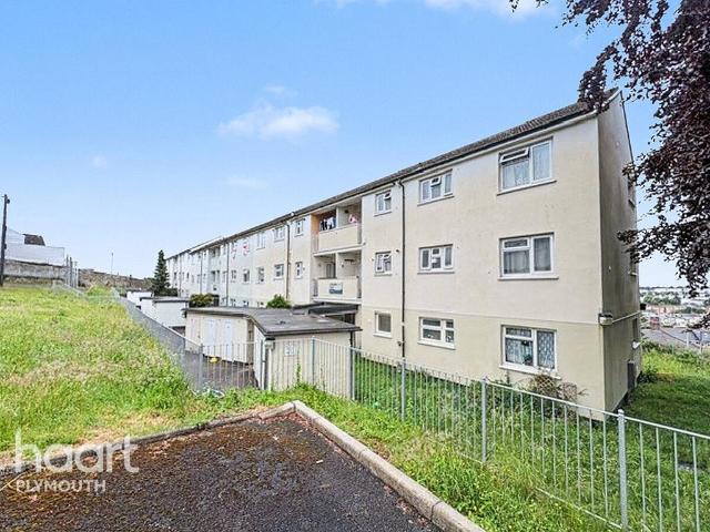 Flat for sale in Mount Wise