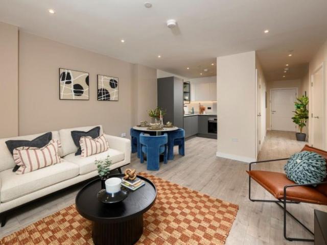 Flat for sale in North Watford