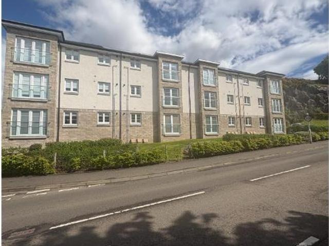 Flat for sale in Fairlie, Scotland